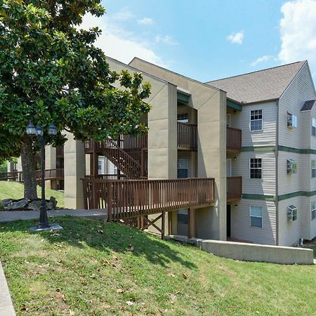 Beautiful Branson Getaway-Next To Silver Dollar City &Tablerock-Family Amenities Екстериор снимка