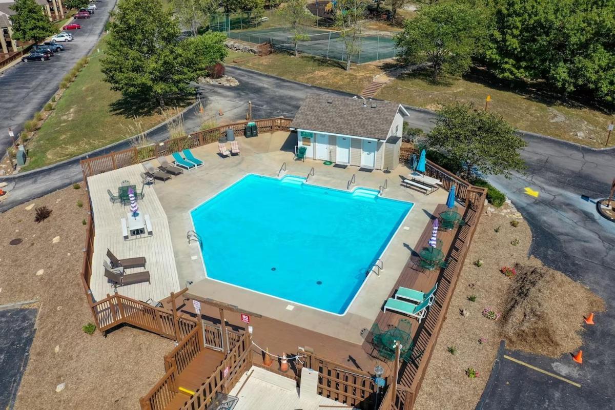 Beautiful Branson Getaway-Next To Silver Dollar City &Tablerock-Family Amenities Екстериор снимка