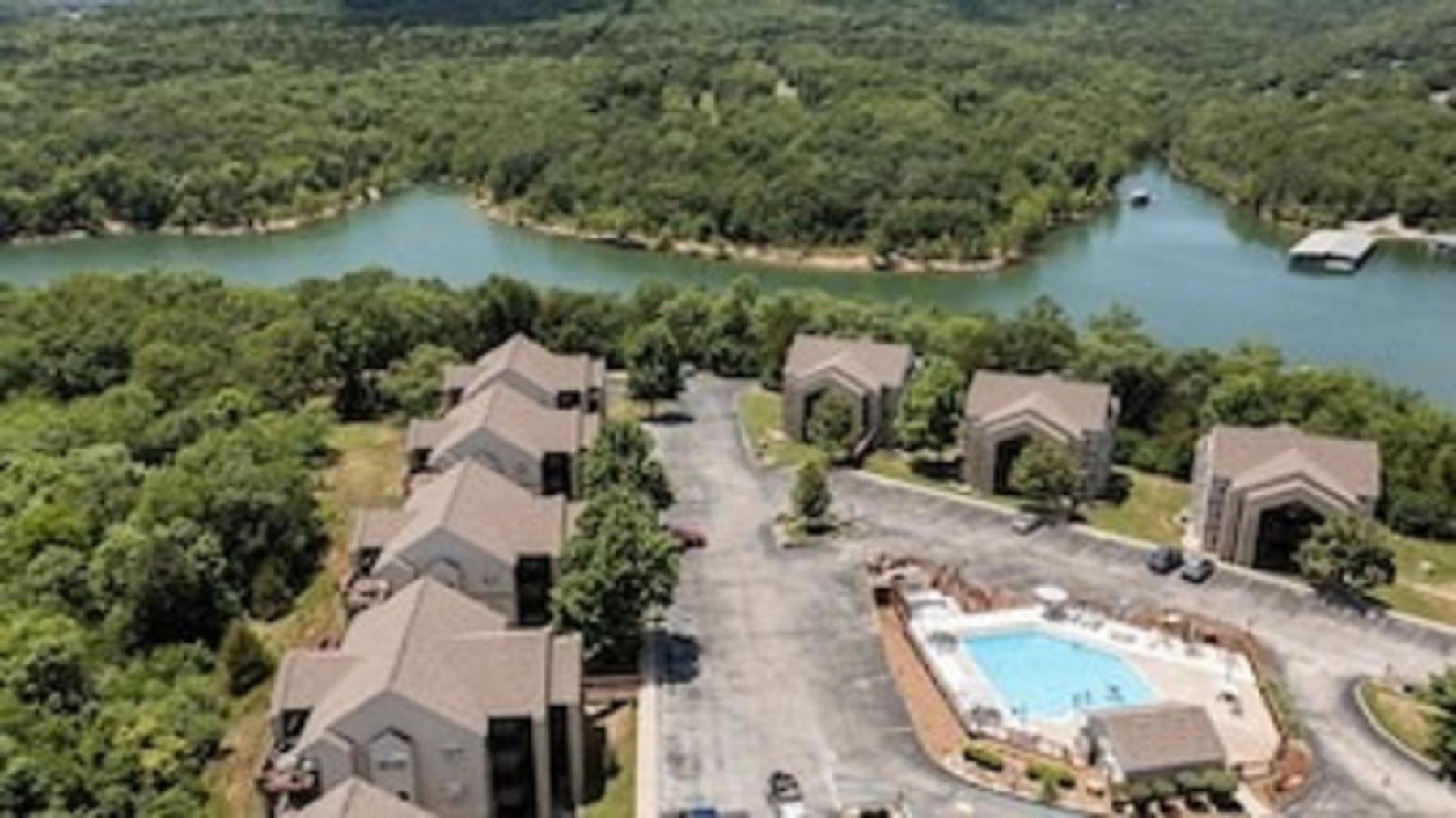 Beautiful Branson Getaway-Next To Silver Dollar City &Tablerock-Family Amenities Екстериор снимка