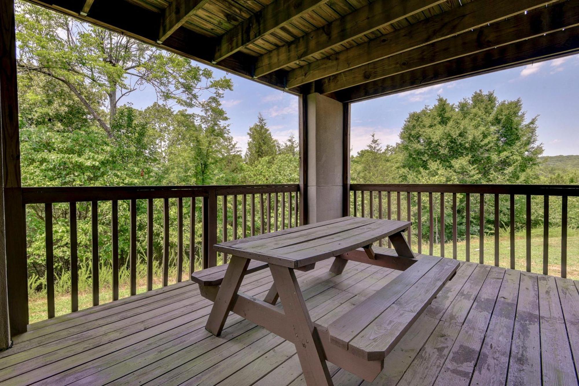 Beautiful Branson Getaway-Next To Silver Dollar City &Tablerock-Family Amenities Екстериор снимка